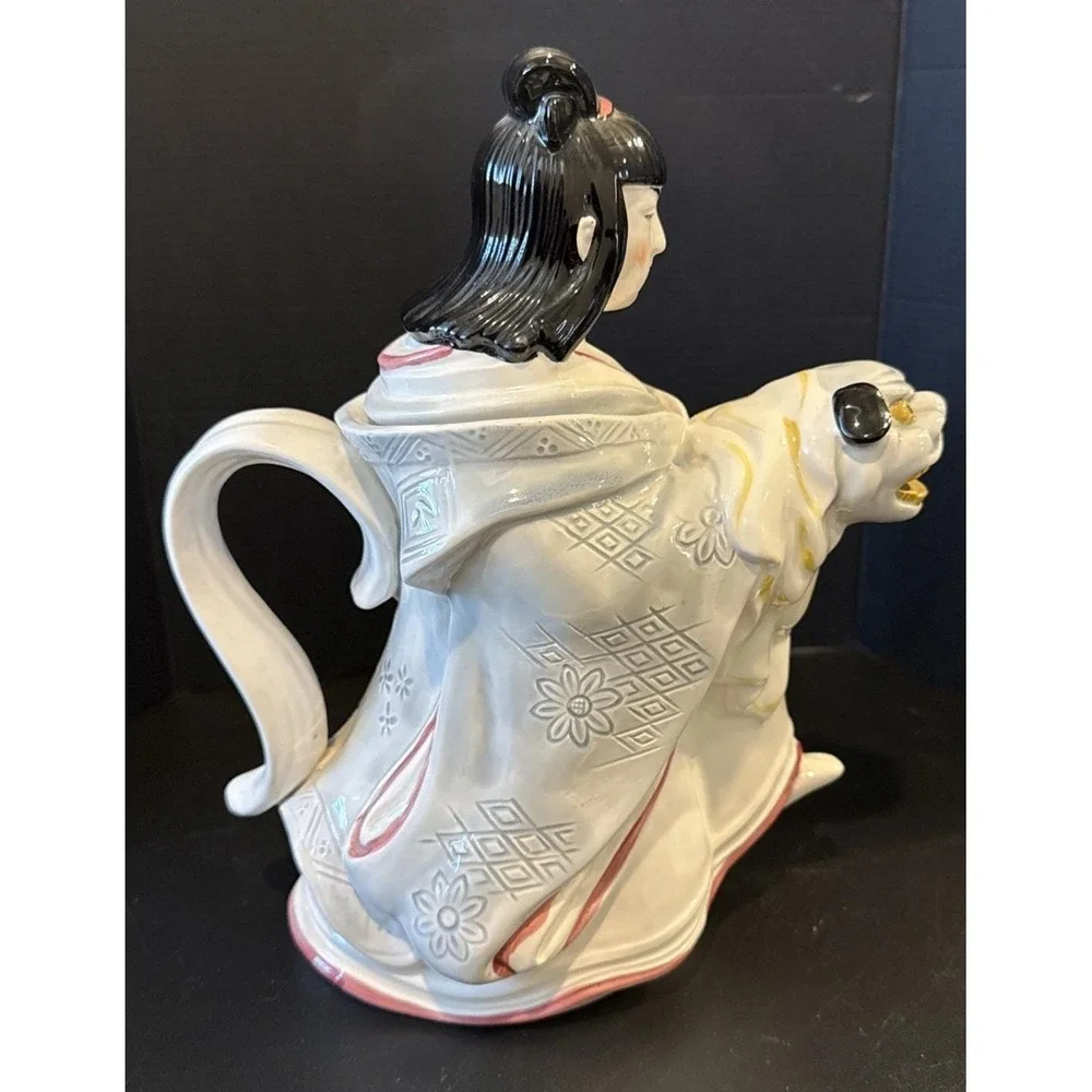 Kabuki TasteSetter Sigma Geisha Figural Teapot‎ Foo Dog Japan